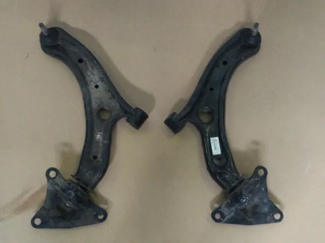 Par de balança suspensão Honda city e Fit 09/14