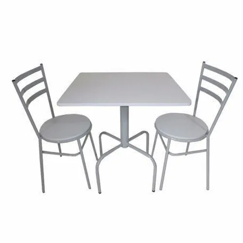 Mesa quadrada com duas cadeiras para restaurante, buffet, cafeteria e sorveteria