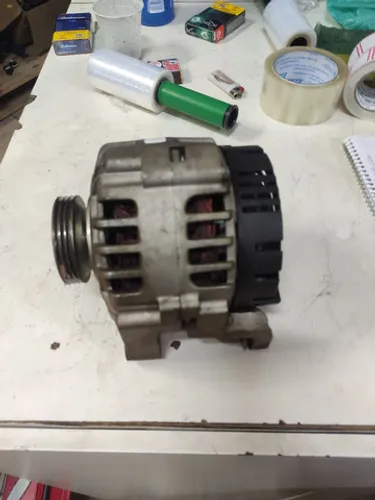 Alternador Clio Sandero Logan March Twingo 1.0 16v