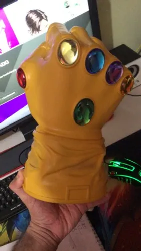 Thanos Manopla do Infinito(luva)
