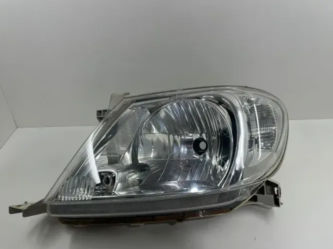Farol Hilux L.E 2006 a 2011