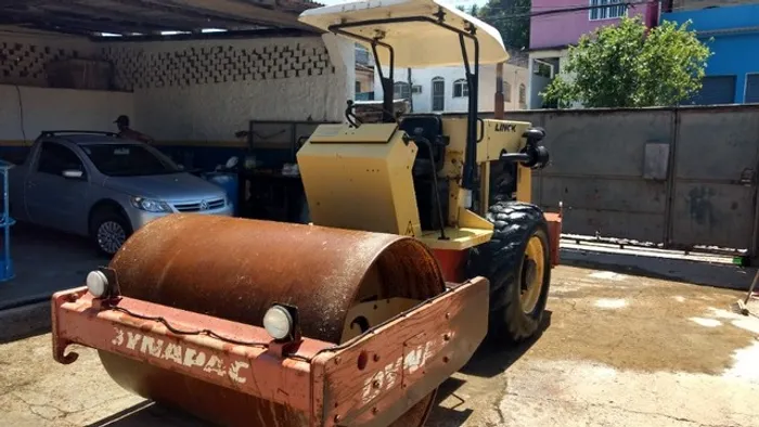 Aluguel de Rolo compactador