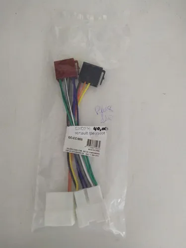 Plug iso. P/ Renault/ Peugeot. Novo instalado. R$ 40,00. 