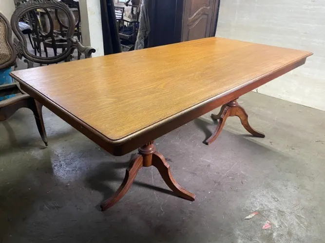 Mesa de jantar em Cerejeira Restaurada