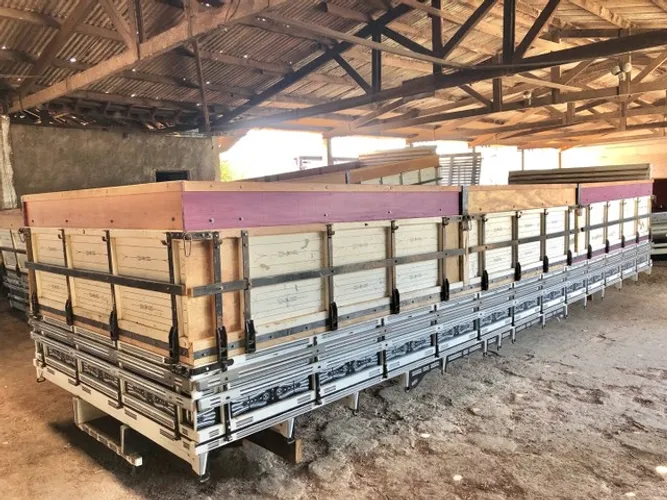 CARROCERIA MADEIRA GRANELEIRO 8,50