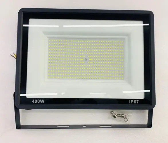 Refletor led 400w Bivolt Led Branco Frio 