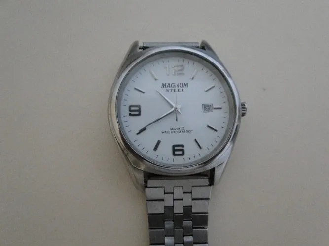 Relogio Magnum steel quartz prata