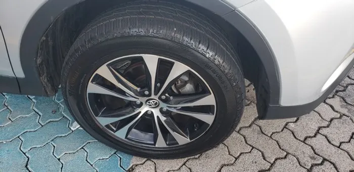 Toyota RAV4 2.5 4X4 16V Aut. 2015