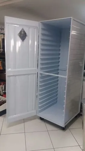 Armario pao frances para 20 telas 58x70 (novo)