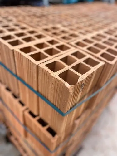 Tijolo 6 furos São Miguel