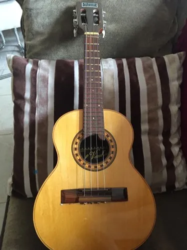 Cavaquinho Del vecchio 