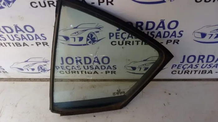 Vidro vigia Honda city esquerdo