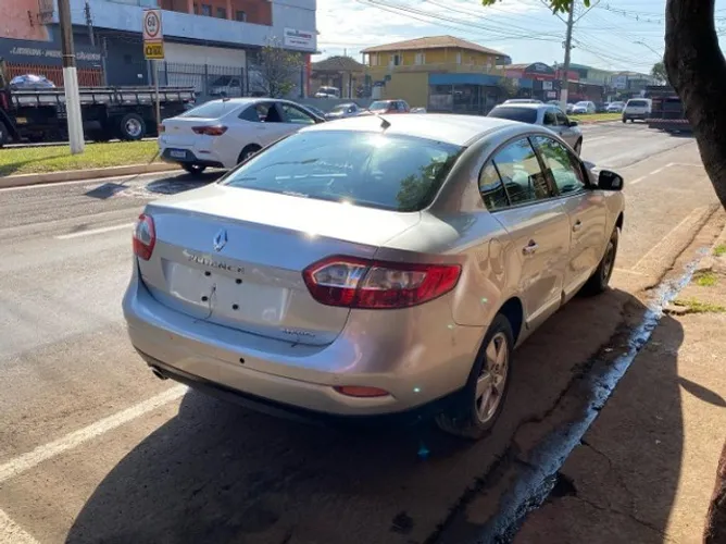 Peças p/ Renault Fluence 2.0 Flex 2013