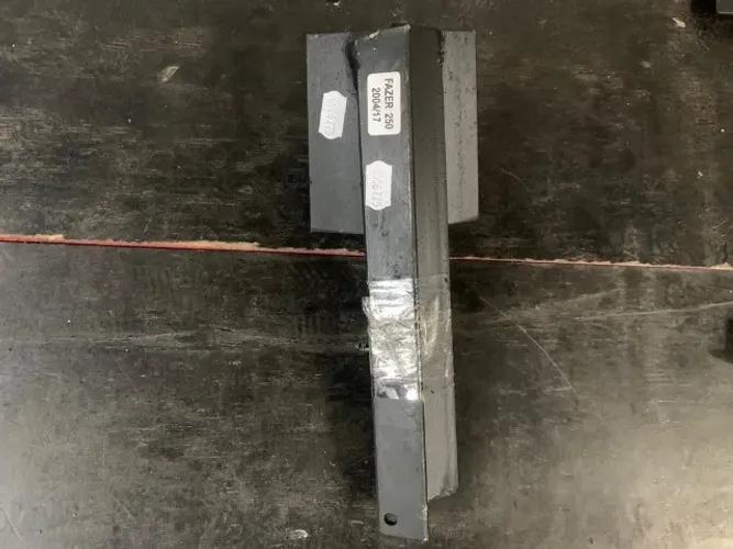Suporte Bau Fixo Fazer 250 04/17 (Entrega Grátis)