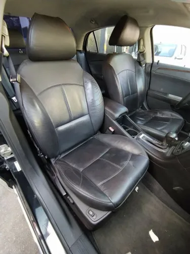Bancos couro Chevrolet Malibu jogo completo