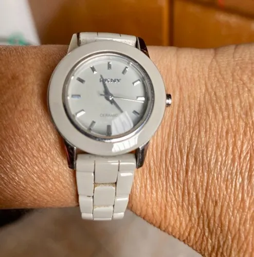 relógio feminino DKNY 