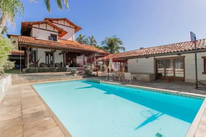 Casa de Condomínio em Camboinhas