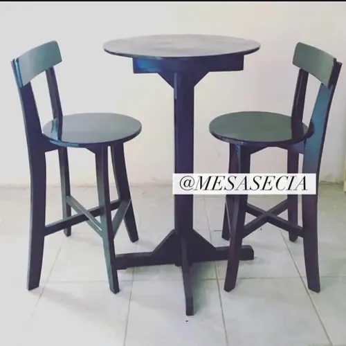 Mesas e cadeiras entrego 