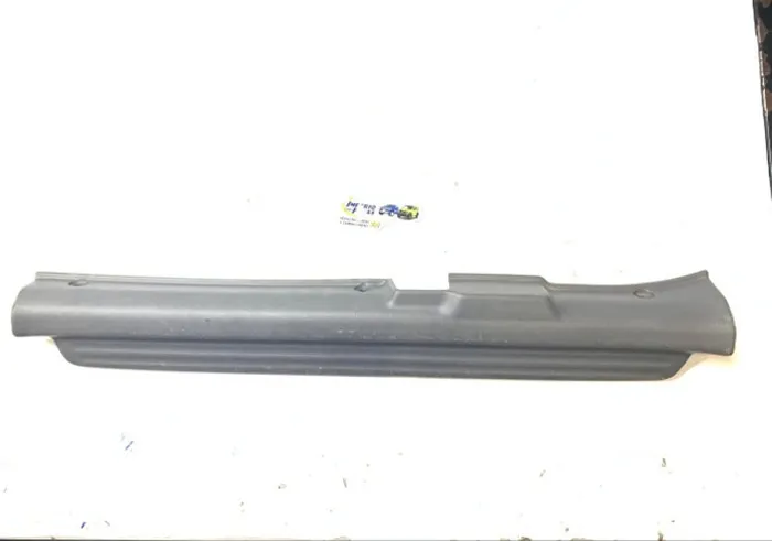 Soleira Porta Tracker 03/08 Grand Vitara 98/03 Dianteiro Esquerdo #10588