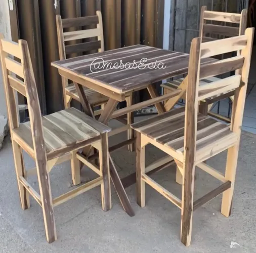 Conjunto de mesa cadeira