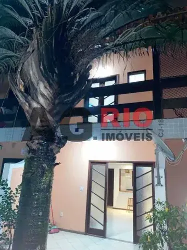 Casa em Condomínio : Duplex / Residencial / Jardim Sulacap