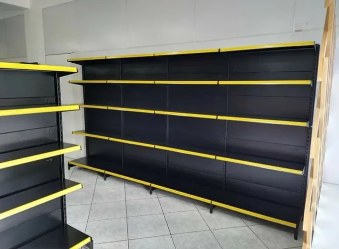 Gôndolas Pretas Parede Para Supermercado Mercado