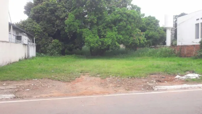 Vende se aréa Comercial em trindade go