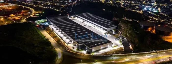 Galpão para alugar, 1613 m² por R$ 69.245,15/mês - Itaquera - São Paulo/SP
