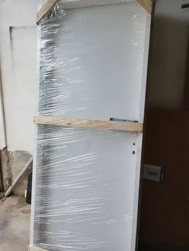 Porta de abrir completa 82x211 vert 