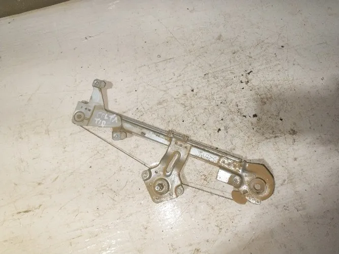 Máquina Vidro Manual Traseira Direita GM/Celta 2000/05.