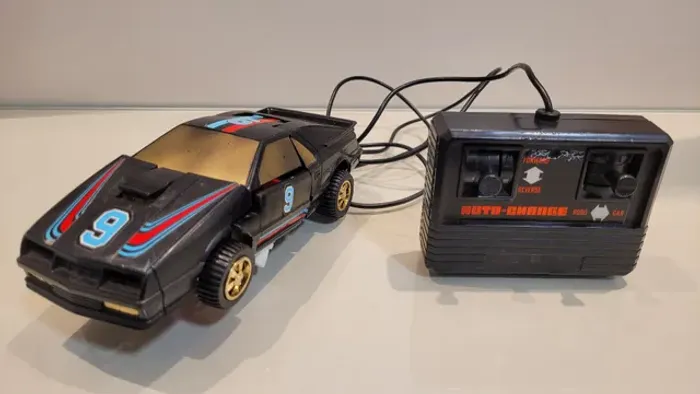 Carrinho Transformers controle remoto anos 80 original 