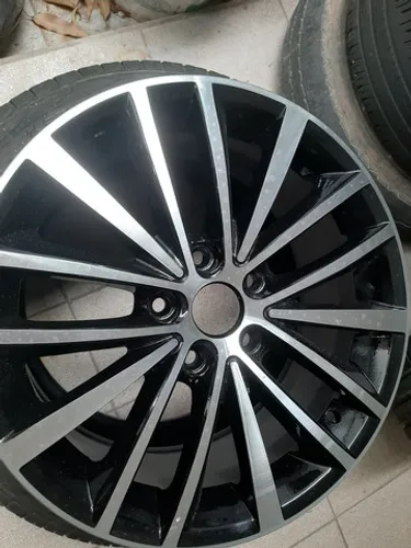 Roda aro 17 VW Jetta Preta com diamantado 5x112 jogo
