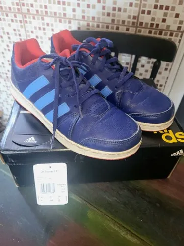 Tênis Adidas 36BR