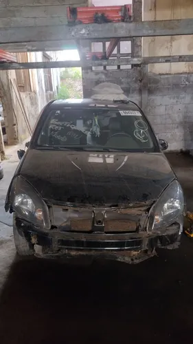 Sucata para retirada de peças Renault Sandero 1.6 16v Automático Ano 2013