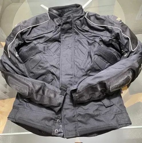 Jaqueta seminova Tutto Moto Masculina Impermeável