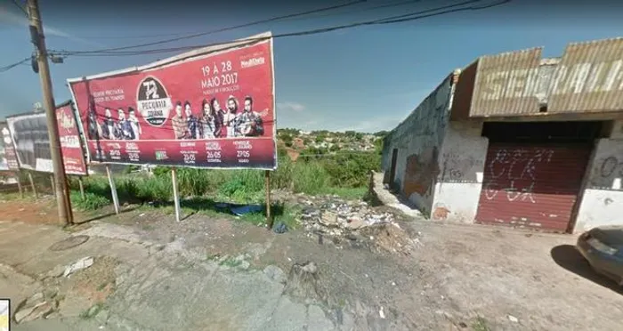 Lote - Vila Bandeirantes - 494m² - IPTU: R$ 82,00/Mês