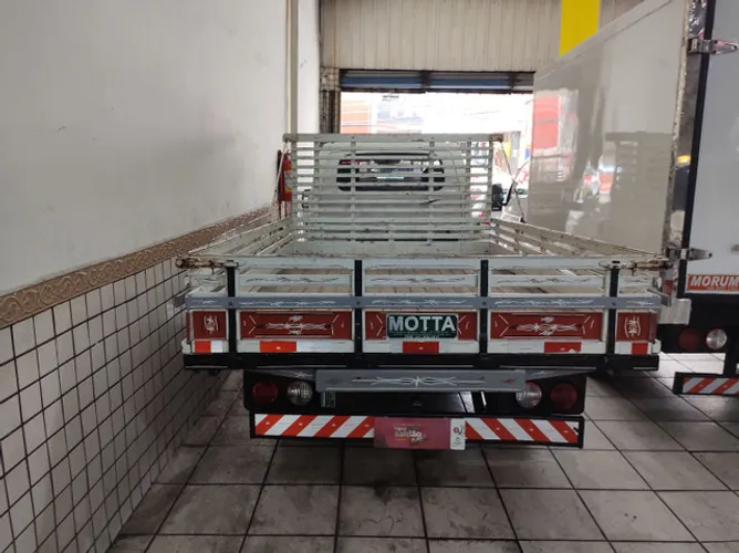 Kia bongo  Hyundai HR carroceria bau feirão de vuc