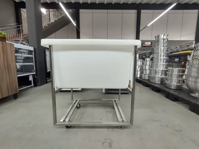 Cuba de pead 180L Para Transporte de alimentos "Carrinho Inox Vendido Separado"