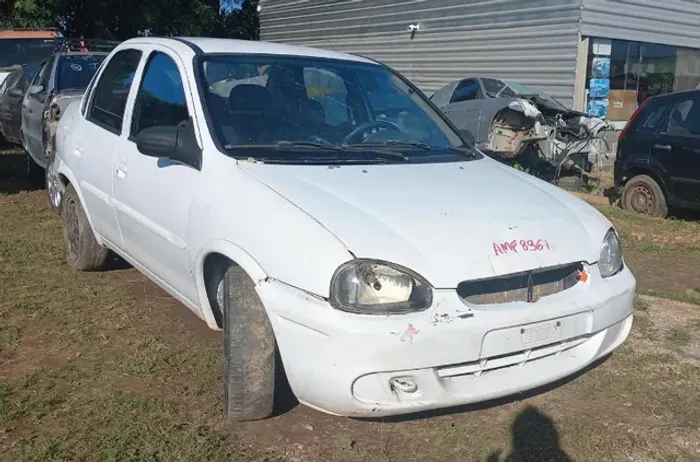 Sucata Corsa Classic 1.0 Gasolina P/Retirada de peças 