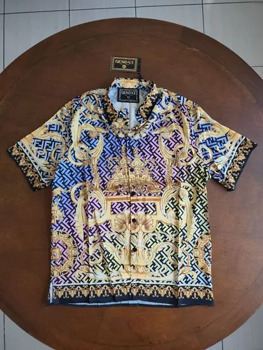 Conjunto Fendace fendi + versace