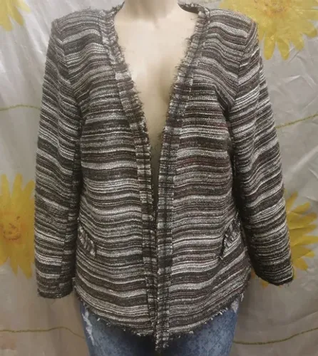 Blazer/casaco pradonagem fios dourados Tam 46