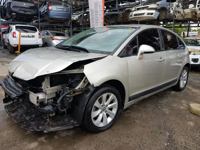 Sucata c4 hatch 2011 para peças 