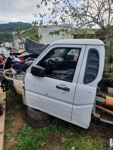 cabina bramont mahindra 2013 portas teto 2.2