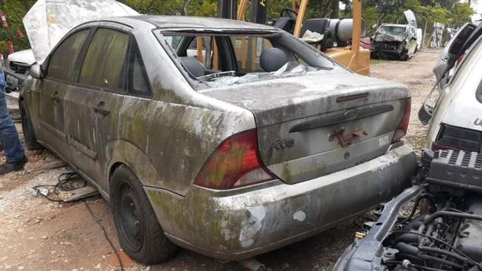 Sucata ford focus 2005