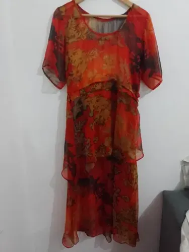 vestido longo estampado transparente