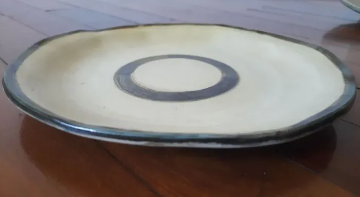 Prato em ceramica artesanal estilo japones