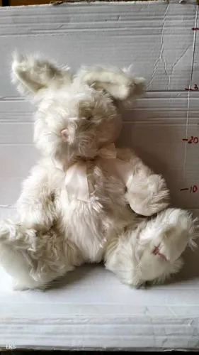 Pelúcia Coelho Branco 35cm