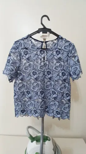 Blusa pop up store M