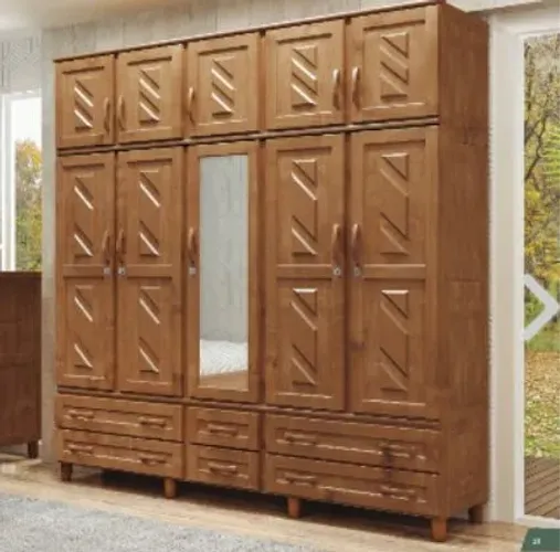 Guarda roupa madeira de pinos com maleiro novo.