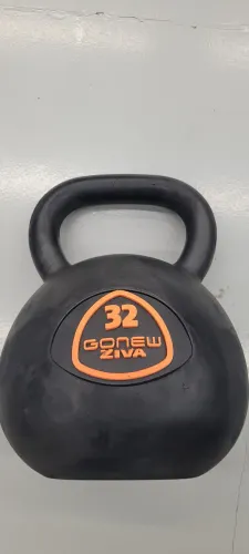 Kettlebell 32 kg Emborrachado Gonew Ziva - Usado em ótimo estado